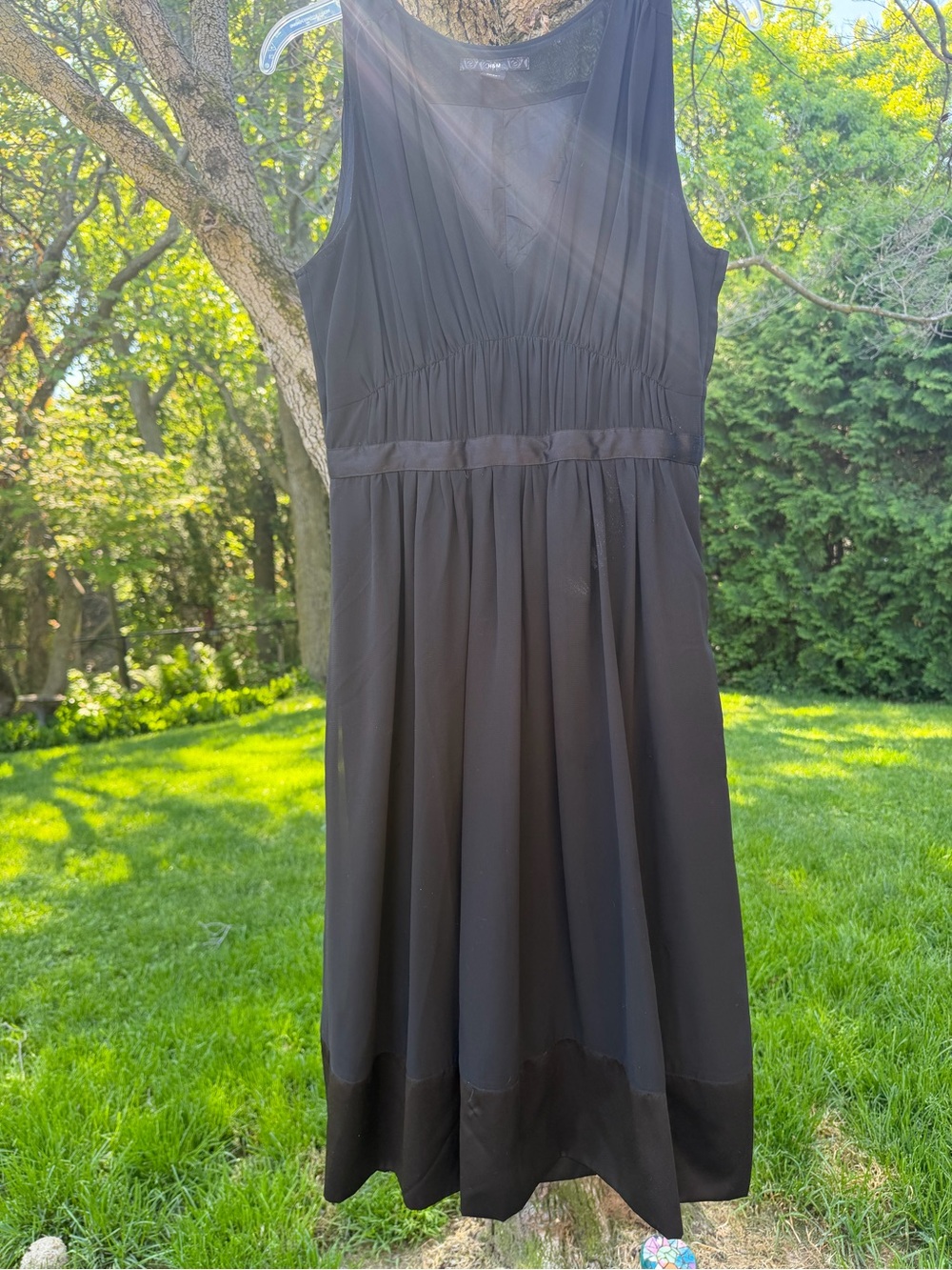 H&M Black Sleeveless V-Neck Midi Dress